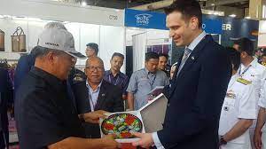 Vas aero (malaysia) sdn bhd is an accredited calibration laboratory by the laboratory accreditation scheme of malaysia (samm), department standards of malaysia (dsm) and is among an elite group of laboratories that is ms iso/iec 17025 certified. Catatan Zabidi Vas Aero Kerjasama Dengan Syarikat Ukraine Di Lima