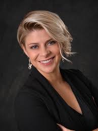 Stephanie Coyle's Instagram, Twitter & Facebook