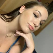 Bailey Spitler (@b_spit)