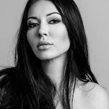 Jackie Bowers's Instagram, Twitter & Facebook