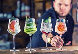 Idees De Recettes De Cocktails Sans Alcool Elle A Table Cocktail Sans Alcool Cocktail Sans Alcool Fraise Jus Carotte