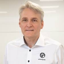 It was an absolute honor to have recieved an award for the best direct  marketing campaign at the Veterinary Marketing Association Awards 2023 held  in London last week. After much thought and