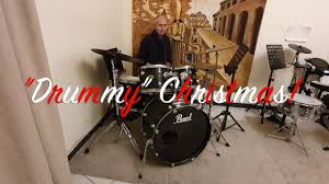 Il team docenti dell' accademia musicale della versilia è formato da professionisti, con titoli universitari riconosciuti e con un percorso formativo nelle strutture di alta formazione artistica, afam. Drummy Christmas By Classe Di Batteria Accademia Musicale Del Finale Youtube