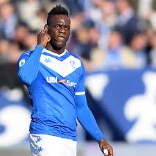 Mario balotelli, latest news & rumours, player profile, detailed statistics, career details and transfer information for the ac monza player, powered by goal.com. Lazio Fined 20 000 For Fans Racial Abuse Of Mario Balotelli Football The Guardian
