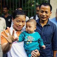 Karungonkholer (onler) is the husband of mary kom. Please Do Not Call Mary Kom Bollywood Masala Rediff Com Movies