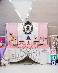 As scary as turning another year older may be, don't let it spook you from throwing a frighteningly fun halloween birthday party. Kara S Party Ideas Hocus Pocus Halloween Birthday Party Kara S Party Ideas