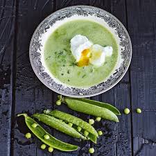 Rezept Von Susanne Walter Suppe Von Erbsen Mit Pochiertem Ei Pochiertes Ei Rezepte Erbsen