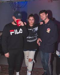 Chelsea was invited to the party by her best friend, who lived on campus. Visionary Music Group On Twitter Just A Few Mutual Friends Quinnxcii Chelseacutler Jeremyzucker Bescphoto