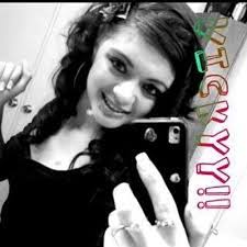 Victoria Alejandro's Instagram, Twitter & Facebook