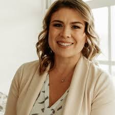 Jeanine Volpe's Instagram, Twitter & Facebook