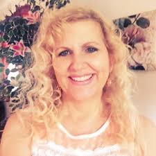 Hi everyone, Come check out Elizabeth's new dance video and subscribe to  her channel :) Love, Peace and blessings, Tim & Elizabeth, Reno, bella and  Roo Roo