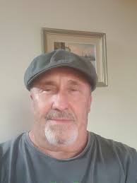 Short scale bass guitars for punk rock music in South Australia