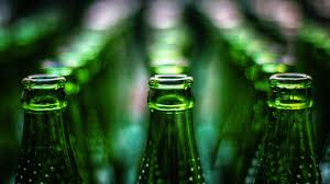 Il fait généralement 20cl et est un des verres les plus après avoir envahi le monde des cocktails, le verre en forme de pots de confiture atteint aujourd'hui le monde de la bière. Comment L Alsace Reve De Developper La Consigne Du Verre Les Echos