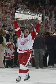 It is the predecessor to nhl 2003. Pin On It S A Sports World