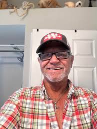 Hi, my name is Rocky. I was born and raised in Bradenton/Sarasota. I lay  rock and mulch. I can plant shrubs, plants and small trees. I trim palms  and trees. Call or