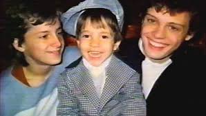 Hasta el momento se desconoce el. Tia De Luis Miguel Revela Quien Es El Verdadero Padre Del Hermano Menor Del Cantante