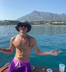 The pearl necklace arón piper on his account instagram @aron.piper submit a match. The Hat Worn By Aron Piper On His Account Instagram Aron Piper Spotern