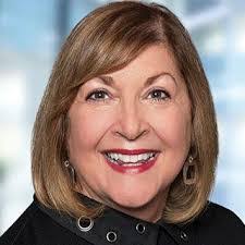 Jo Cagle's Instagram, Twitter & Facebook