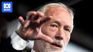 Experts unite to tackle mental health issues