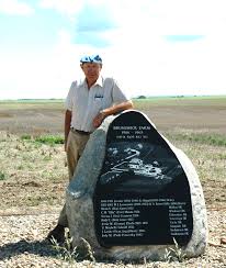 Les Henry Home farm plaque