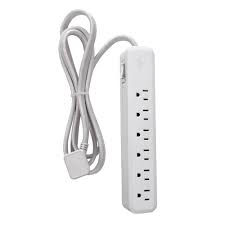 The majority have six outlets. Globe Electric 6 Outlet Power Strip With 6 Cord At Menards