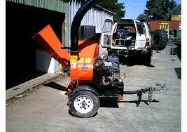 Get a video walkaround of the crary® bear cat® ch45540 pto chipper.the crary® bear cat® ch45540 is the perfect match for your compact tractor. Used 2011 Bearcat 25hp Wood Chipper Shreader Towable Wood Chippers Shredders In Listed On Machines4u