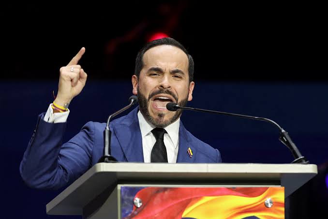 Abelardo de la Espriella pidió a Washington intervenir por la transparencia  electoral en Colombia: “Petro es un peligro transnacional” - Infobae