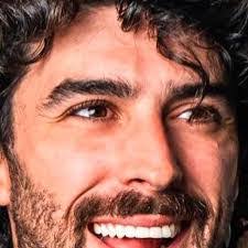 Josue Bernal's Instagram, Twitter & Facebook