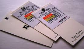 If you're in business, handing out your business card is a given. 25 Simply Amazing Business Cards Printplace