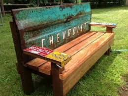 Diy Patio Bench With An Old Car Tailgate 1001 Gardens