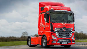 Mercedes Benz Actros Mashes The Swedes Roadstars