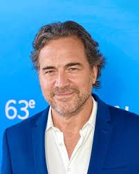 Hello my lovely fans if you really want me to be part of the next season of  the show can I get a big YES I love you all ❤️😊