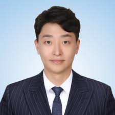 Happy for all our students who graduated this past week, including Dr.  Seomgyun Lee, my first doc student at Ole Miss! He finished his  dissertation last summer, but it was great to