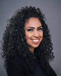 Kendra Kimbrough's Instagram, Twitter & Facebook