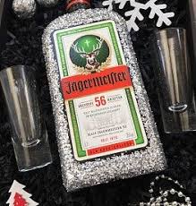 Box Sets Glitzer Geschenkset Jagermeister Jagermeister Geschenke Basteln Mit Flaschen Geschenke