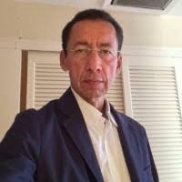 Roberto Casanova's Instagram, Twitter & Facebook