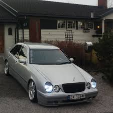 Pin By Rolando Mora On Mercedes E Class W210 Mercedes Clk Mercedes Clk 320 Mercedes Benz Classic