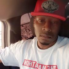 First Apex Legends game, got shot by first enemy seen