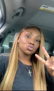 Happy Birthday to my sister 🥰❤️🤞🏽! The one God did his big one with when  he gave you to me 🙏🏽. I won't be deep because anybody who know me fr, know