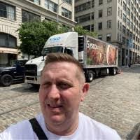 Jeff Ewart's Instagram, Twitter & Facebook