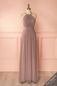 Raeesa Boutique1861 Lilac Is A Synonym For Springtime Freshness This Beautiful Evening Gown Features A Halter Neck Wit Dresses Banquet Dresses Prom Dresses