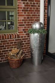 Exklusiver Pflanzkubel Fiberglas City Silber Hochglanz Pflanzkubel Fiberglas Weihnachtsdeko Aussen Pflanzkubel