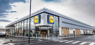Nous avons fait le choix de la proximité en implantant le magasin à l'entrée de cahors. Lidl Continue De Se Moderniser Et Recrute Plus De 3000 Personnes Cette Annee Regionsjob