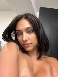 Name or source? - Cleopatra Westbrook - Cleox13 - Goddesscleo -  Goddesscleopatra - Cleoxxx13 1489159 › NameThatPorn.com