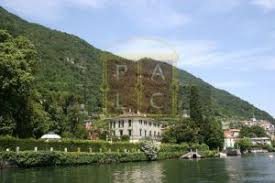 Schauspieler george clooney, der am comer see ein haus hat, steht den mitbürgern nun vor ort zur seite. Villa Oleandra George Clooney Laglio Property At Lake Como