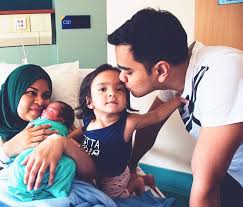 Duet judika dengan dato' sri siti nurhaliza bikin baper! Biodata Alif Satar Penyanyi Versatil Popular Azhan Co