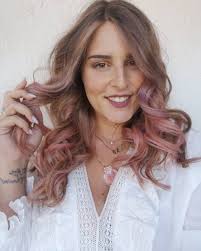 Από την ελένη στη ναταλία; Ebelina Nikoliza Des Ti Xrwma Ebapse Ta Mallia Ths H Korh Ths Mpessys Argyrakh