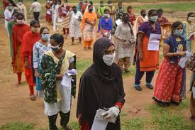 Students under the aegis of abvp staged a protest urging the mangalore university to conduct exams which were postponed on the direction of dakshina kannada deputy commissioner following a spike. Mangalore University Postpones Final Semester Ug Pg Exams Schedule For Sept 21 Higher News India Tv