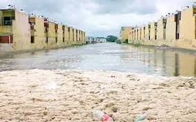 19 las lluvias torrenciales del fenómeno inundaron las calles y avenidas del centro histórico del puerto, alcanzando el agua de 40 centímetros a 1 metro de altura. Tristezas Y Danos Dejo Karl Hace 10 Anos A Veracruzanos Diario De Xalapa Noticias Locales Policiacas Sobre Mexico Veracruz Y El Mundo