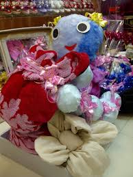 Episode kali ini adalah cara menghias pakaian dalam menjadi bunga atau membuat hantaran lingerie. 30 Kreasi Hantaran Pernikahan Modern Contoh Isi Seserahan
